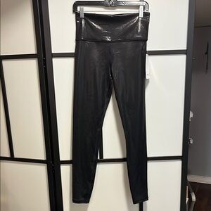 Athleta Legging Lustre Elation Shine Tight Yoga Black Women's Size Medium H-Rise